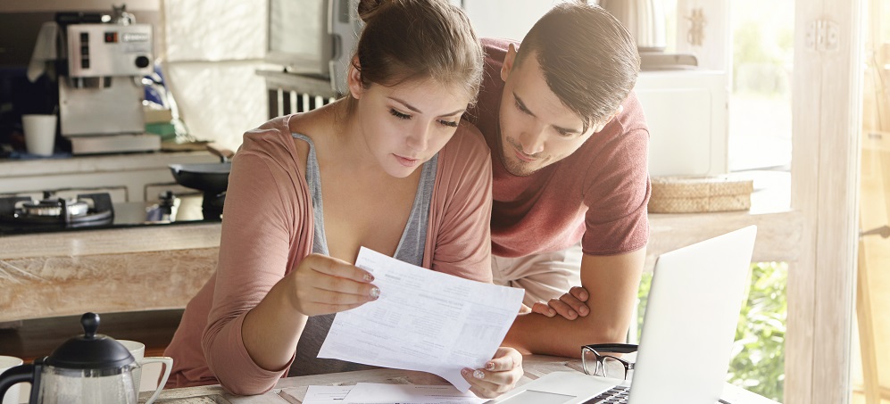 Young Couple Managing Finances Cropped